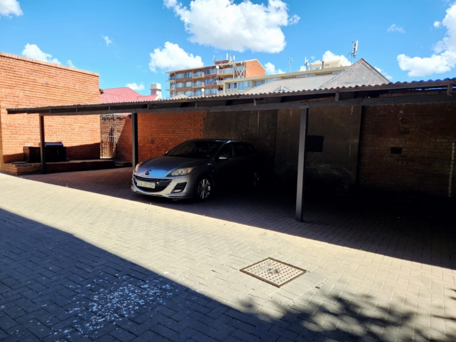 2 Bedroom Property for Sale in Westdene Free State